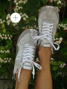 MATTE COLLECTION Metallic Silver Trainer